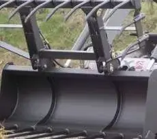 Czarna szufla z chwytakiem mx osprzęt element roboczy do ładowacza czołowego rolniczego korbanek.pl