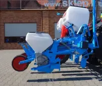 Siewnik punktowy z sekcjami stopkowymi Monosem NC Classic z boku