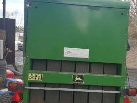 Prasa rolująca john deere zmiennokomorowa model 580 używana 
