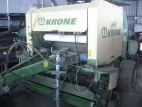 prasa zwijająca KRONE rok produkcji 2007 używana szeroki podbieracz i ogumienie