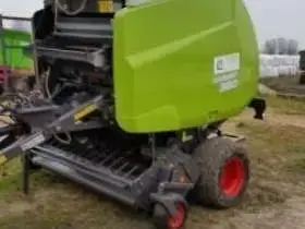 Używana Prasa Claas Variant 360 rok produkcji 2008 widok z lewej strony
