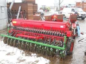 Siewnik Famarol Poznaniak 3 m 2009 r używany na sprzedaż