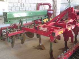 Zdjęcie używanego grubera KOS 2,1 B firmy UNIA Grudziądz z siewnikiem poplonów Alfa 2008 r korbanek.pl