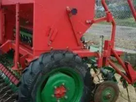 Używany Agregat uprawowo siewny brona + siewnik Polonez 3m 2006