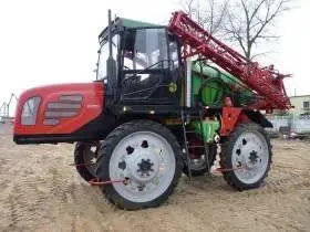Opryskiwacz samojezdny Herkules 3000 belka 18 rok produkcji: 2012 r widok z lewej strony