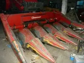 przystawka Geringhoff 5 rzędowa 1993 r używana czerwona stan techniczny dobry garażowana