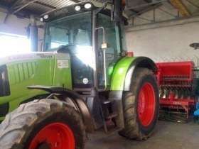 CLAAS Ares 657 ciągnik z silnikiem 6 cylindrowym turbo 125 KM