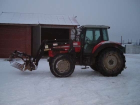 Ciągnik Massey Ferguson 8220 z ładowaczem czołowym