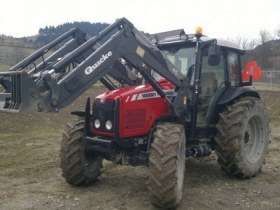 Używany Ciągnik rolniczy Massey Ferguson 4455 2006 r z ładowaczem czołowymlewy przód