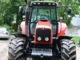 Traktor Massey Ferguson 6495 z 2006 roku od przodu