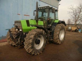 Używany ciągnik rolniczy Deutz Fahr Agrostar 6.61 z przednim TUZ + WOM oraz wyjściami hydraulicznymi  na przód
