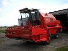 używany kombajn zbożowy Bizon Rekord Z 058 rok produkcji 1992