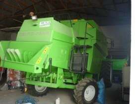 Widok z tyłu zielony kombajn Deutz-Fahr 5485 HT w idealnym stanie rok produkcji 2007 korbanek.pl