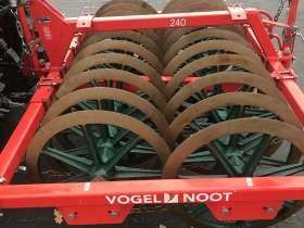 używany wał Vogel Noot wał Packer 240 kolor czerwony 