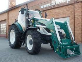 traktor arbos pokazany z profilu z zamontowanym ladowaczem