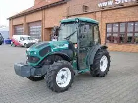 Arbos 4090Q zwrotny ciągnik sadowniczy
