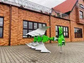 Pług obracalny BOMET kompletny pług z kołem podporowym