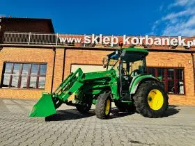 kompaktowy-wielozadaniowy-traktor-ciagnik-john-deere-seria-r-4049-z-ladowacz-czolowy-przedni-tuz--plac-firma-korbanek
