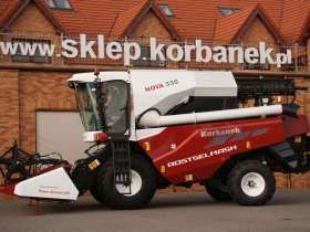 kombajn zbożowy Rostselmash NOVA widok boczny www.korbanek.pl