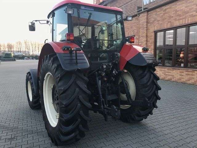 Ogumienie tylne:18,4R38 używany ciągnik rolniczy Zetor Forterra 11441