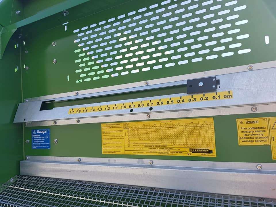 Wskaźnik wypełnienia zbiornika rozrzutnika obornika Bergman w modelu TSW 6240 S