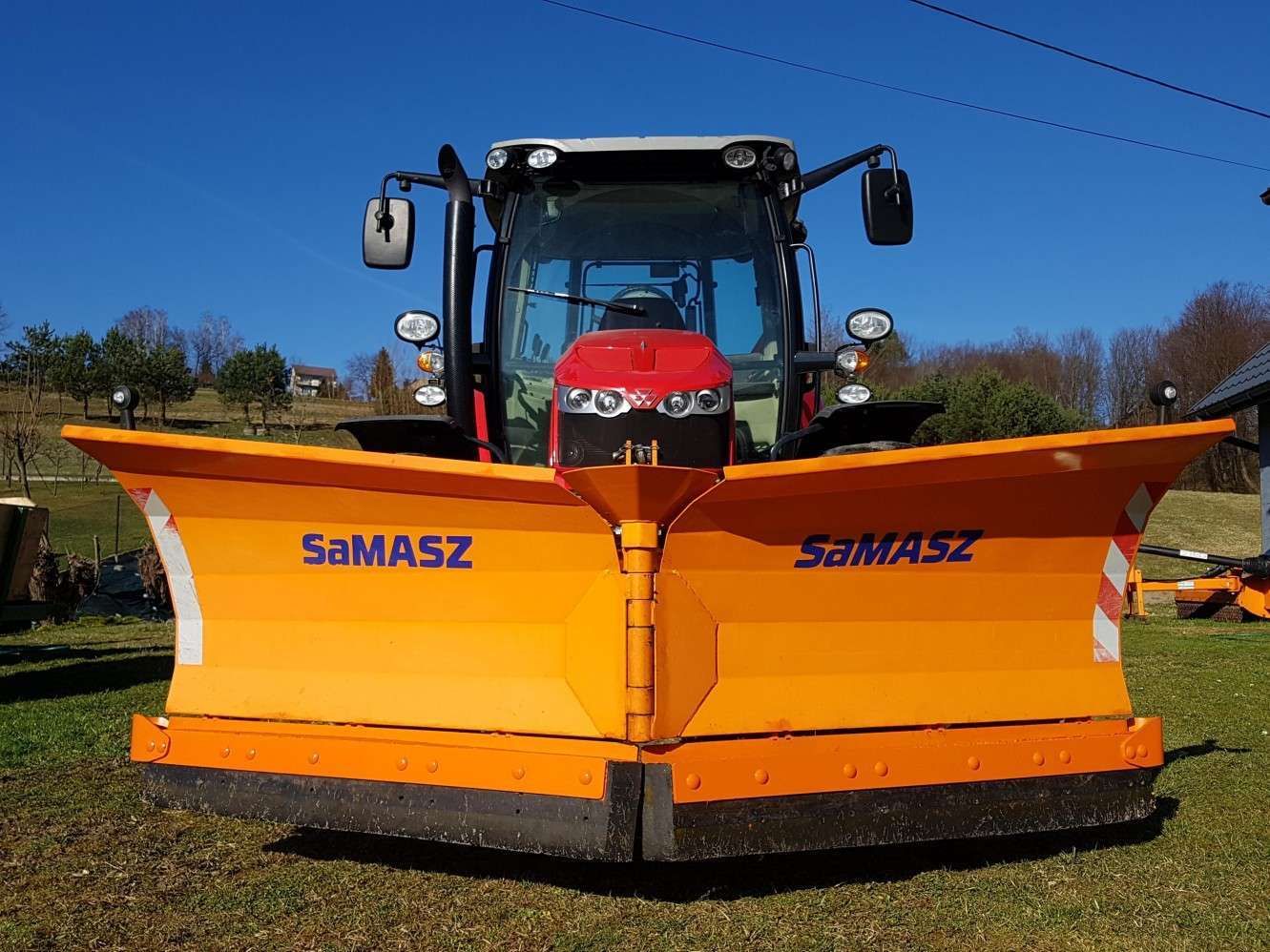 Używany ciągnik Massey Ferguson 5609 Dyna - 4