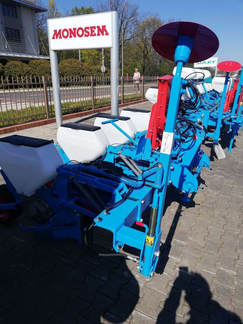 Znaczniki składane hydraulicznie siewnik punktowy