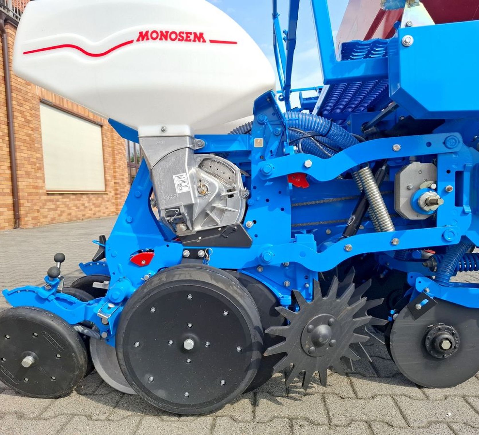 Sekcja wysiewająca z amortyzacją Monoshox
