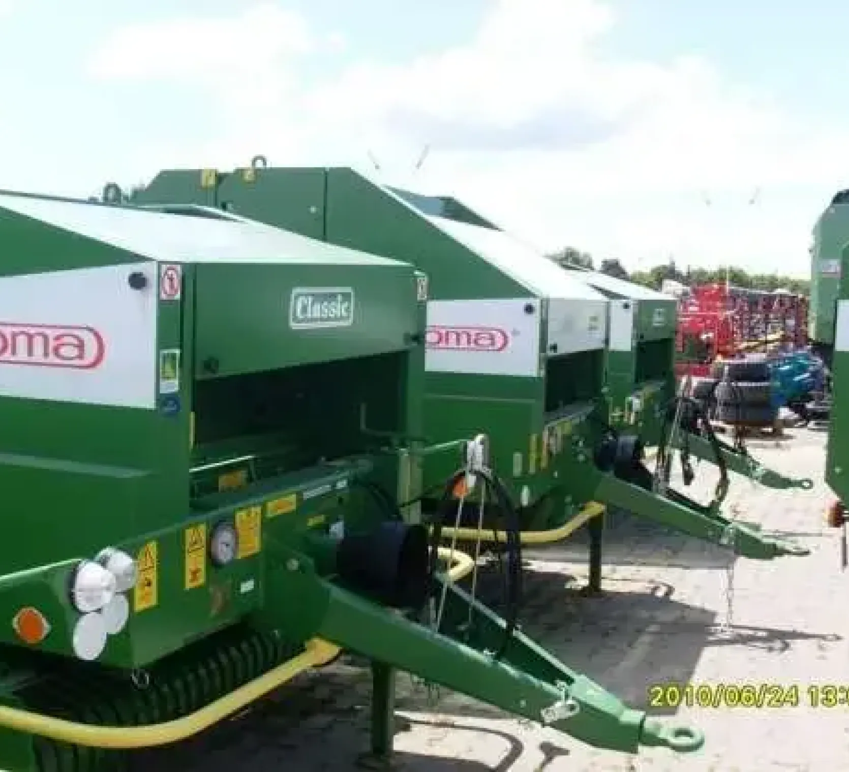 Prasa Sipma Z 279/1na utwardzonym placu maszynowym 