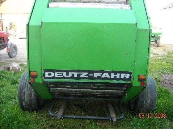widok z tyłu używana prasa zwijająca Deutz Fahr GP 250