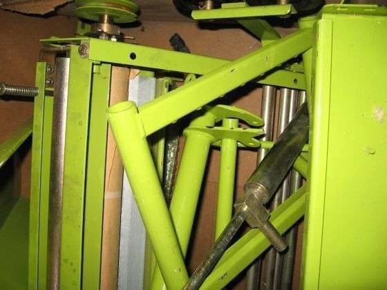 Claas Rollant 250 i Uniwrap Używany Aparat do wiązania siatką do pras 