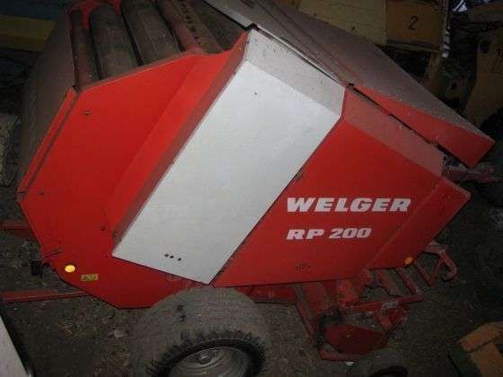 prawa strona prasa zwijająca Welger RP 200 1997 r używana