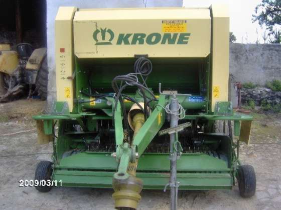 szeroki podbieracz używana prasa zwijająca KRONE 1250 2006 r