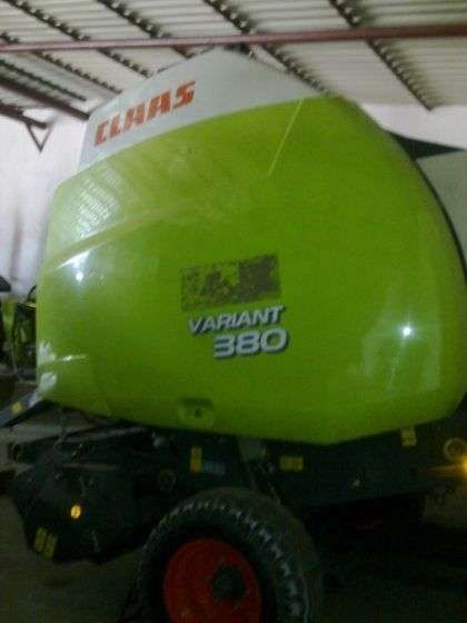 Prasa zwijająca Claas Variant 380 lewy bok