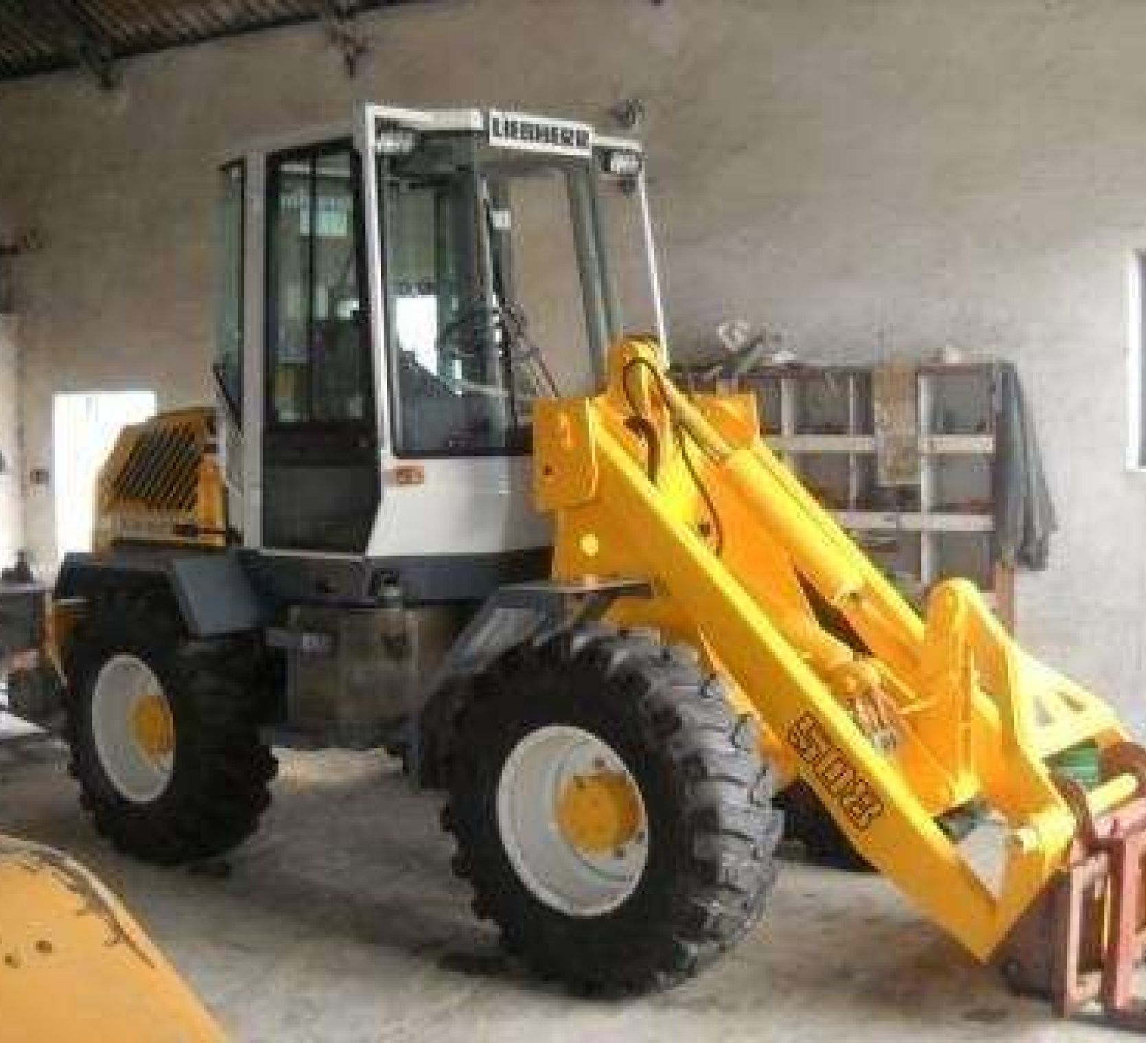 LIEBHERR typ 508 używana