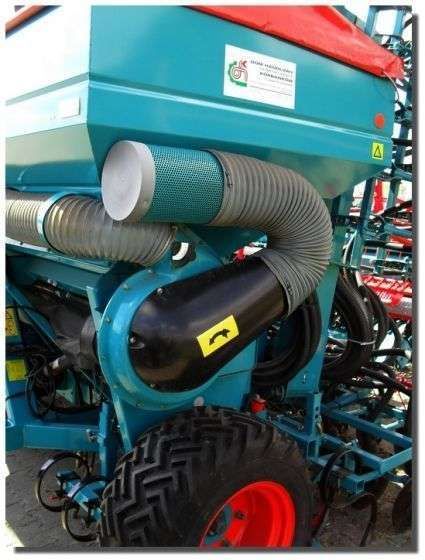 Turbina z filtrem na siewniku pneumatycznym SULKY Reguline Solo z 2007 roku