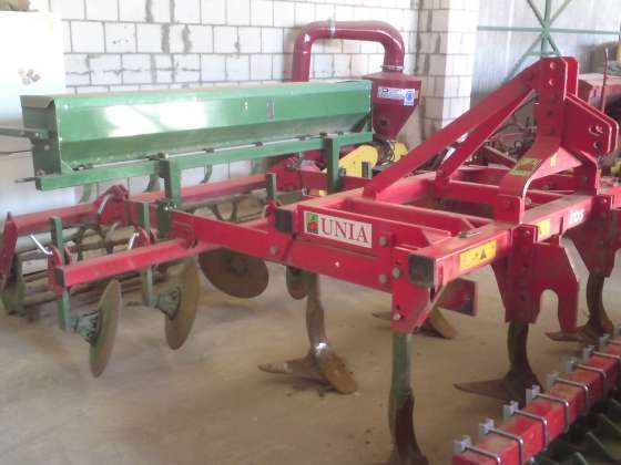 Zdjęcie używanego grubera KOS 2,1 B firmy UNIA Grudziądz z siewnikiem poplonów Alfa 2008 r korbanek.pl
