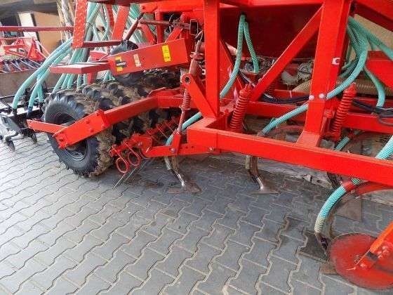 Używany siewnik do siewu bezorkowego HORSCH