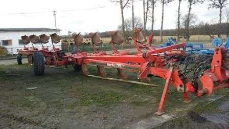 używany pług Vogel Noot 2004 rok produkcji 8 skibowy