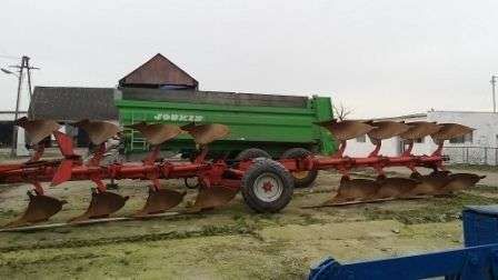używany pług Vogel Noot rok produkcji 2004 8 skibowy stan techniczny bardzo dobry czerwony