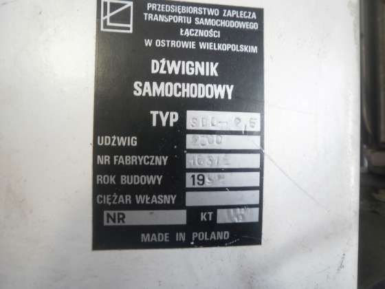 tabliczka znamionowa używany podnośnik dźwig samochodowy 1992 r