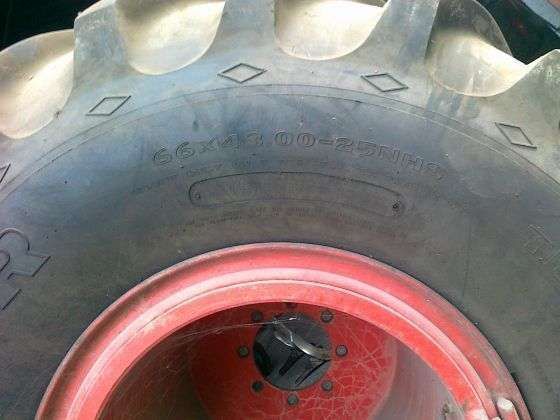 Widok felgi w kołach bliźniaczych Goodyear Okazja super cena maszyny używane korbanek.pl