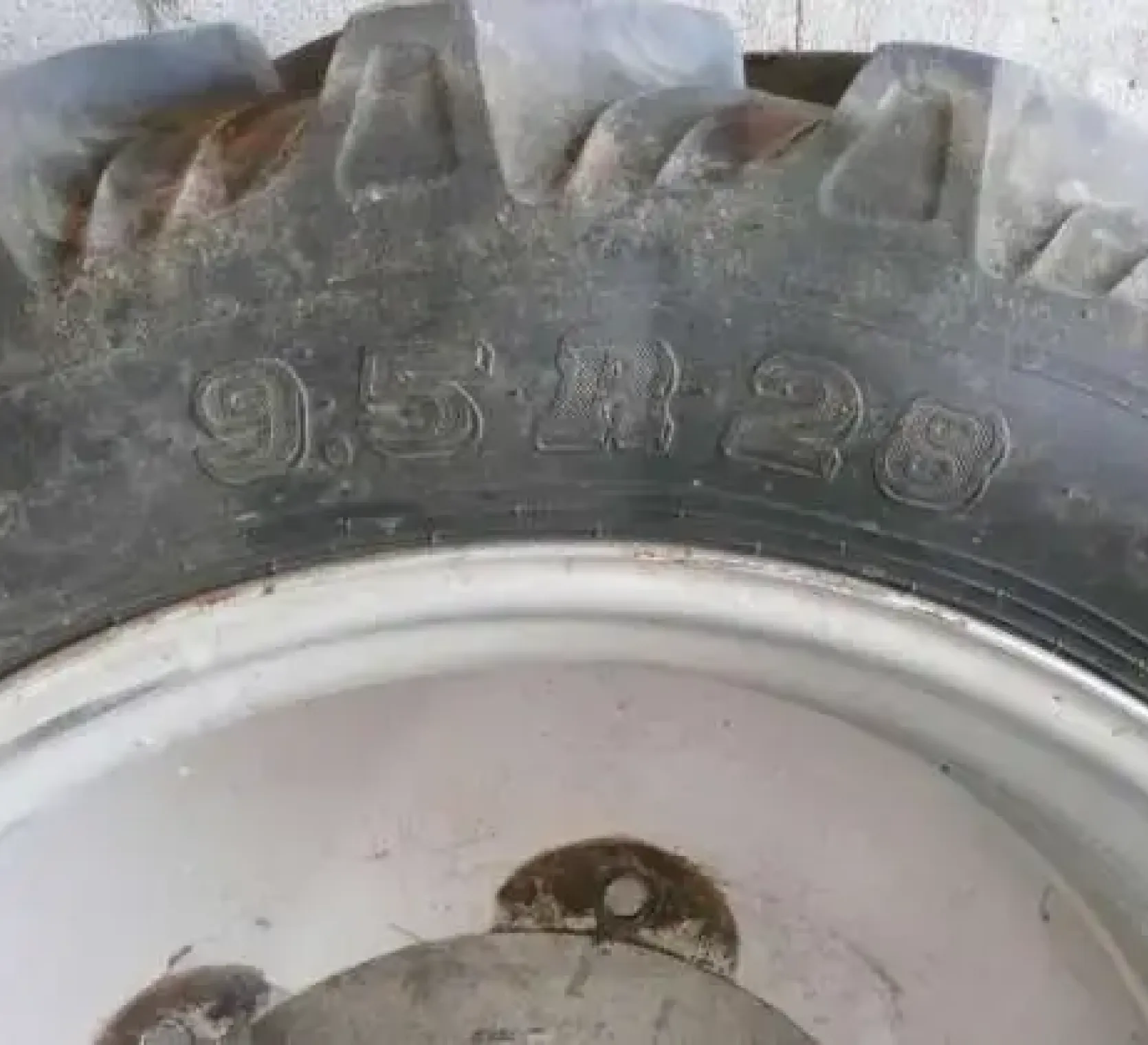 Używane koło przednie międzyrzędowe Danecki Suchy pasuje do ciągnika Zetor 10145 Ursus 1014 korbanek.pl
