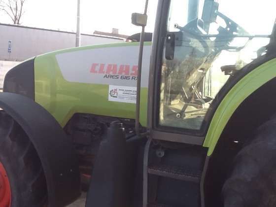 Claas Ares 616 RX taktor o mocy 112 KM