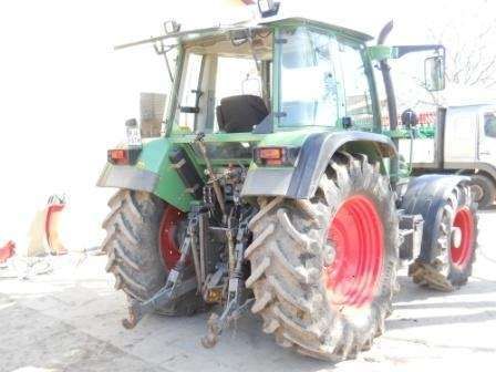 Ciągnik używany Fendt 309 Ci z uchyloną tylną szybą 