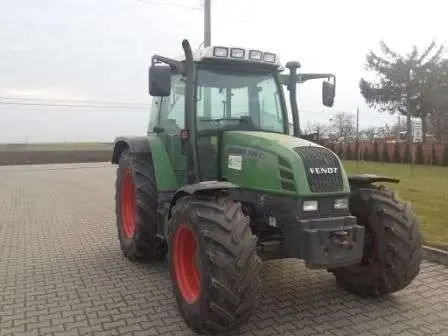 Przód niezawodnego niemieckiego ciągnika rolniczego Fendt Fermer 309 z 2007 roku 