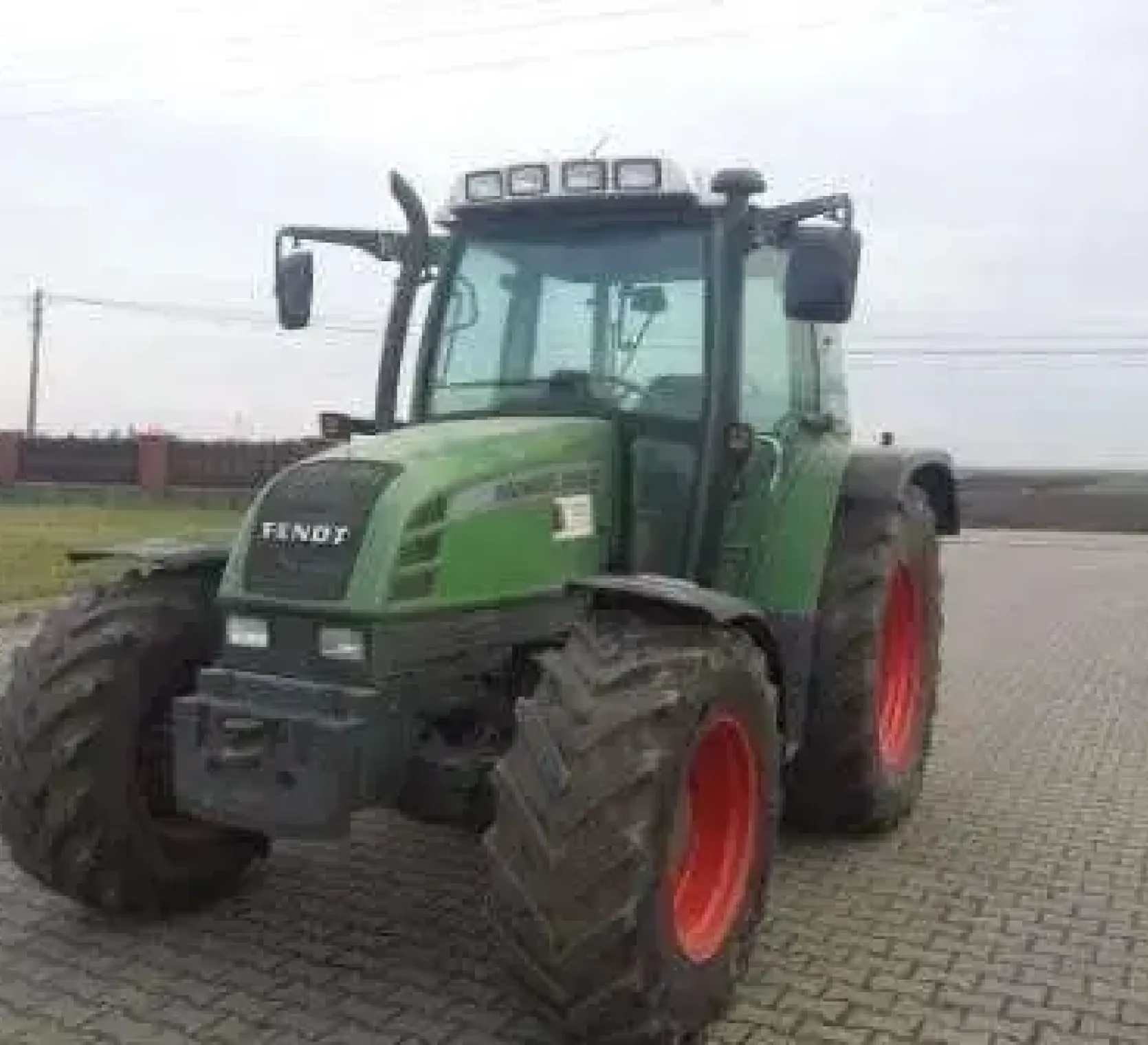 Przód ciągnika rolniczego używanego Fendt Farmer 309 z 2007 roku 
