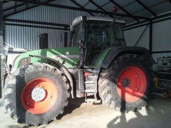 Garażowny używany ciągnik rolniczy marki Fendt seria 926 Vario 