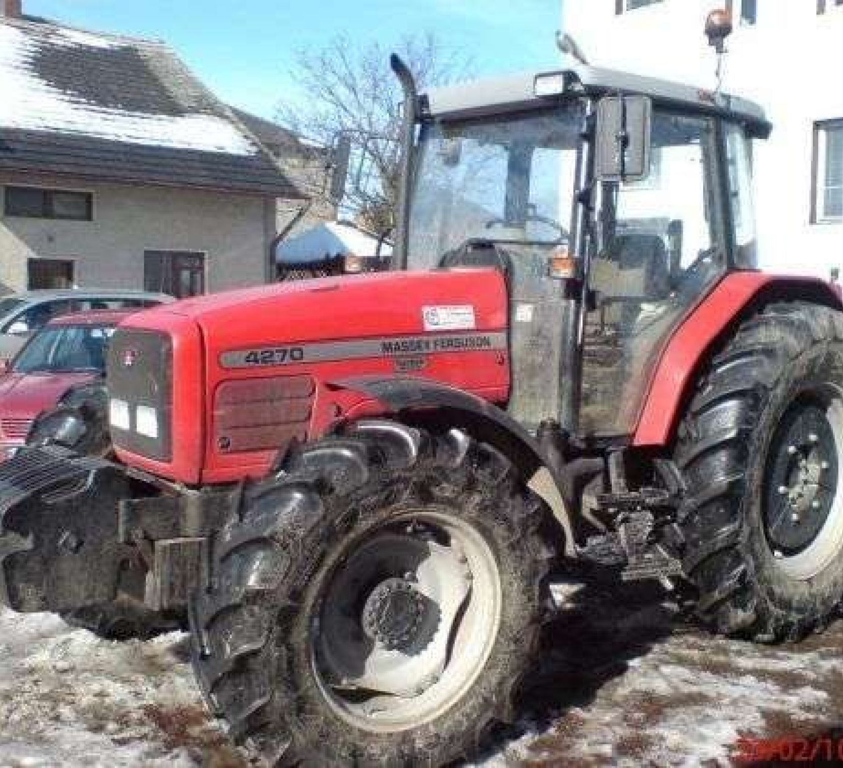 Uniwersalny Ciągnik Rolniczy Massey Ferguson 4270
