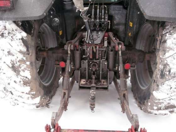 Trzypunktowy Układ Zawieszenie w ciągniku Massey Ferguson 6180